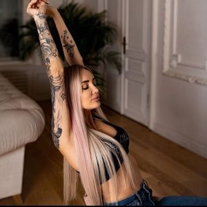 Meet your Posher, Yulia